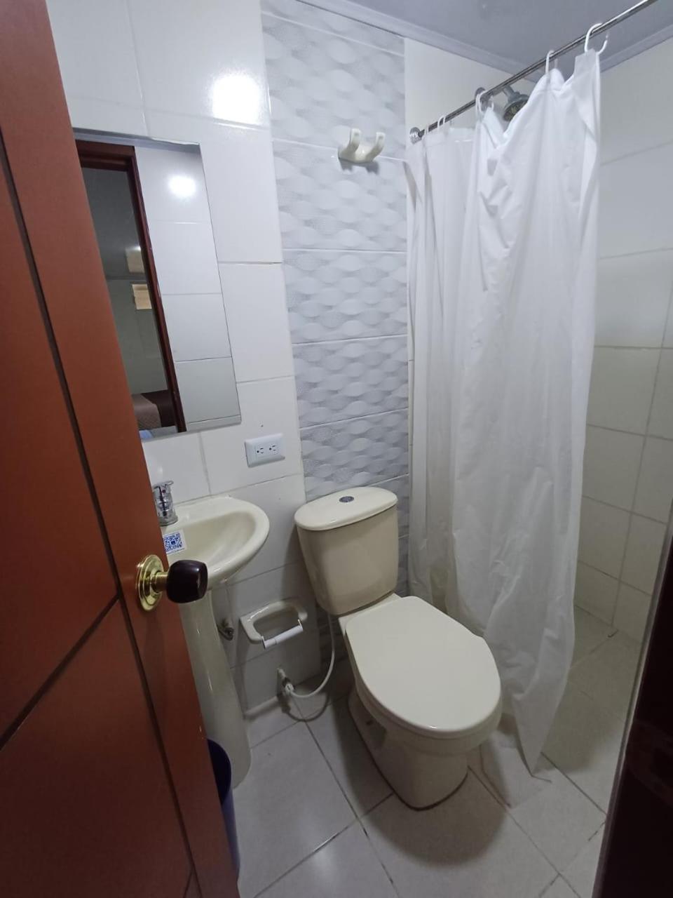 Bohemia Hotel Тунха Екстериор снимка